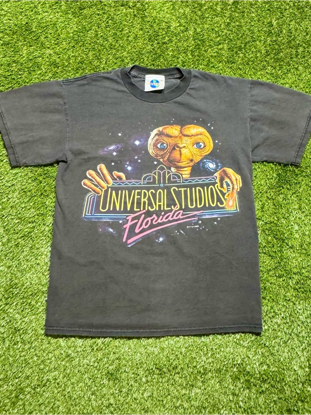 Vintage 90’s Universal Studios Florida E.T. Graphic T-Shirt Medium USA Black